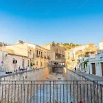 Domus Sicilie Tatil Evi Scicli